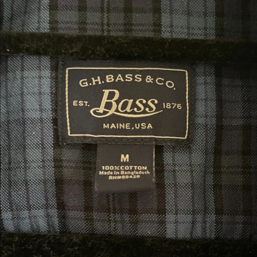 G.H. Bass & Co. Blue and Black Checkered Flannel - Picture 2 of 5